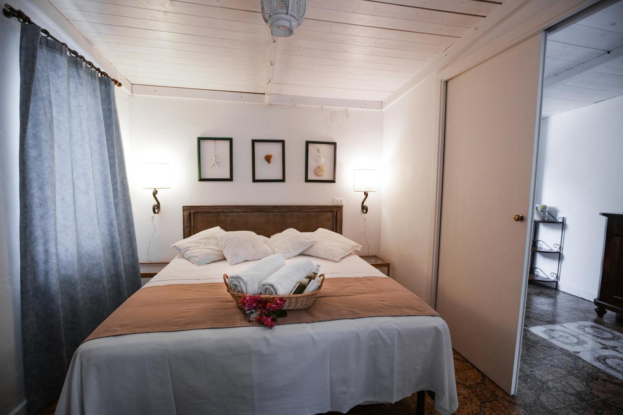 Giardino Dell'Impossibile Di Antonino Campo Apartment Favignana Room photo